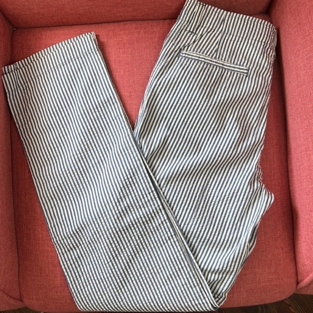 LANDS’ END GIRLS PINSTRIPED PANTS SIZE 14S